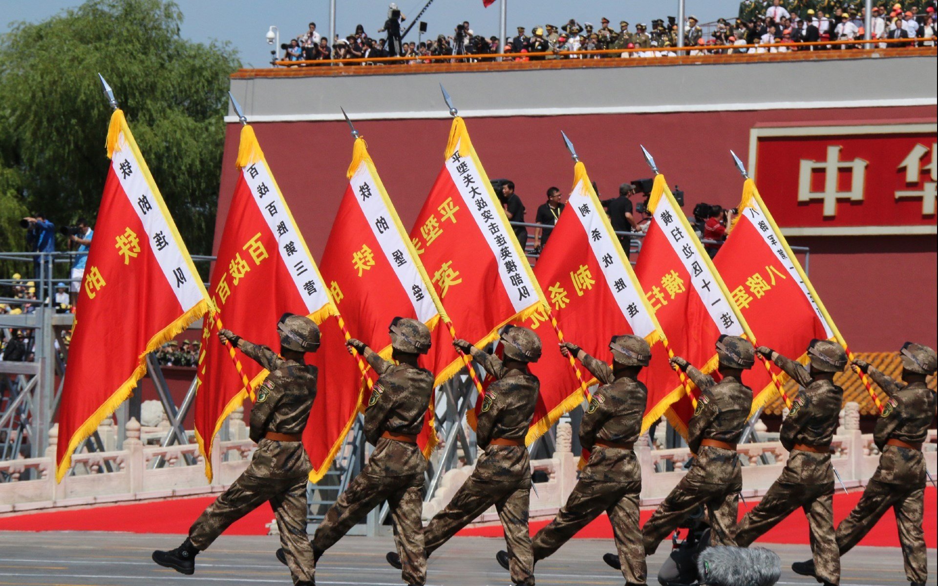 爱游戏中国官方网站平台-波鸿水手步履坚实，冲前砥砺前行，波鸿集团官网