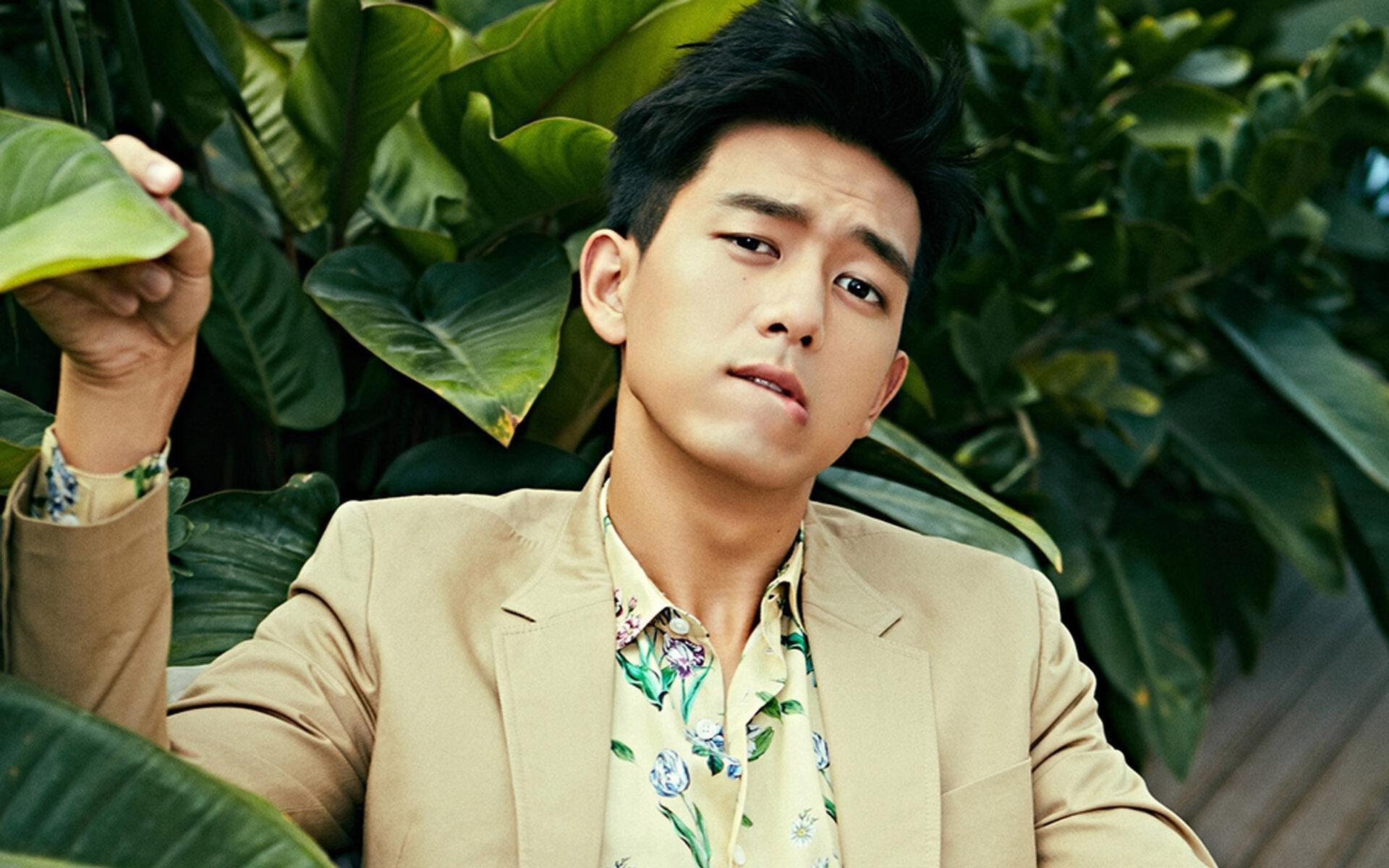 爱游戏-中国足球联赛推动各地球迷组织互访交流，中国地区足球联赛