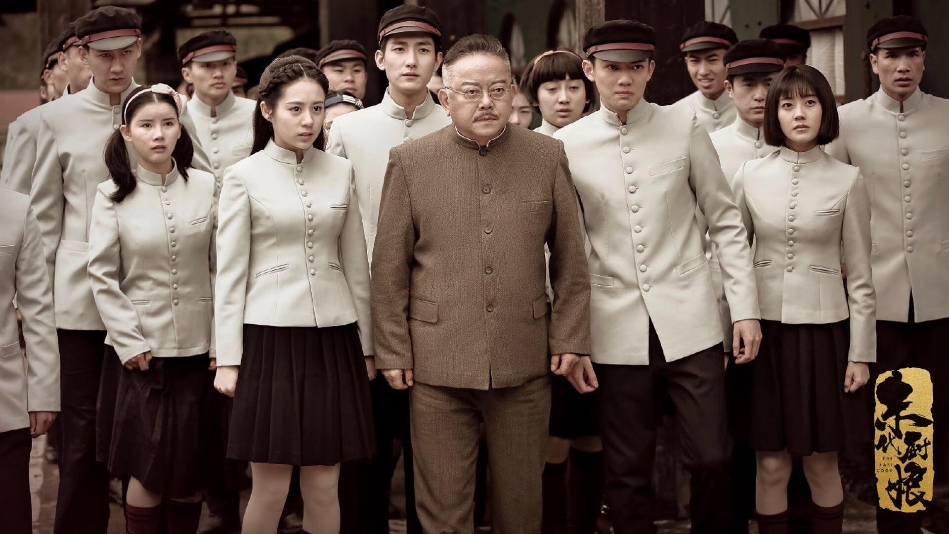 爱游戏官网-法甲场面火爆：跑位、射门、救球连续不断，法甲水平如何