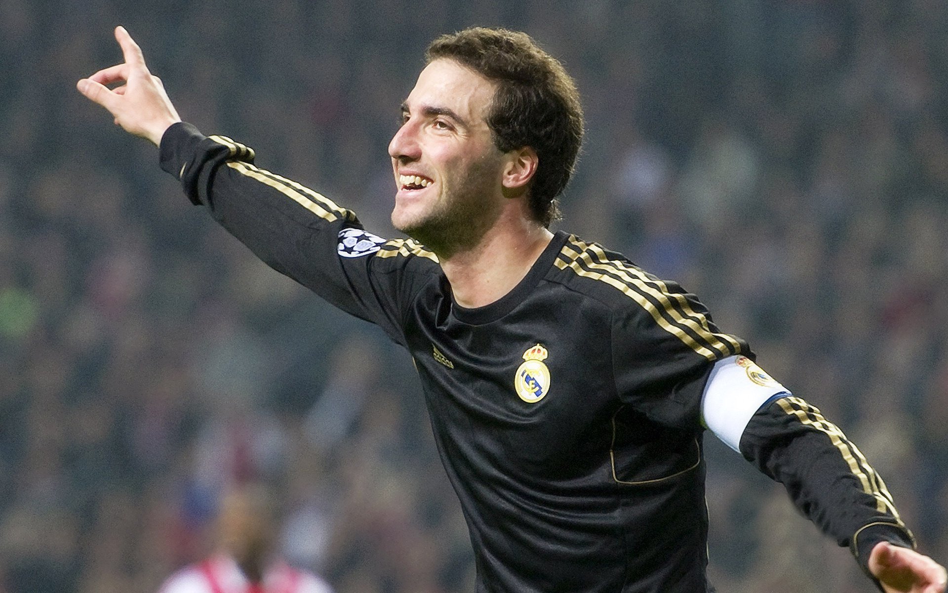 爱游戏体育APP下载-自动驾驶辅助系统：未来赛车的新宠，自动驾驶辅助有用吗